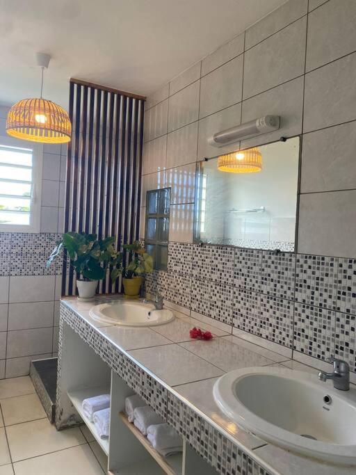 Villa Albizia 974 Avec Piscine Et Spa Saint Pierre Bagian luar foto